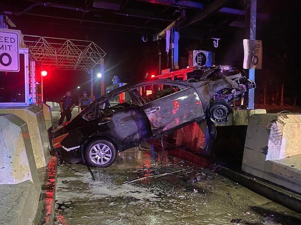 Car Crashes  Through Maine Toll Booth Injuring One