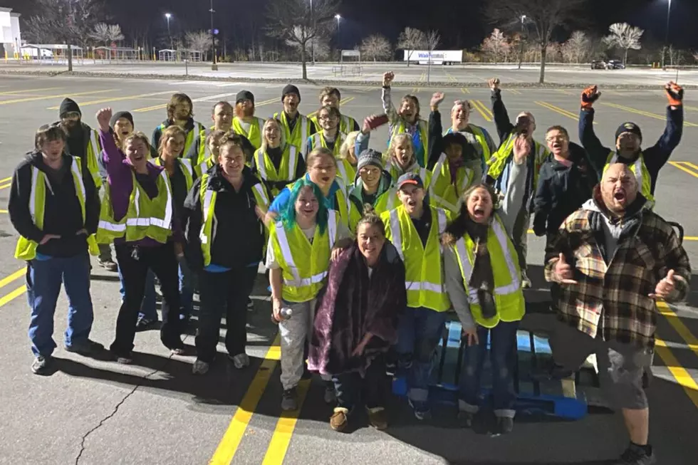 A SEA OF YELLOW: Augusta Wal Mart Staff Descend on Camp Out Hunger