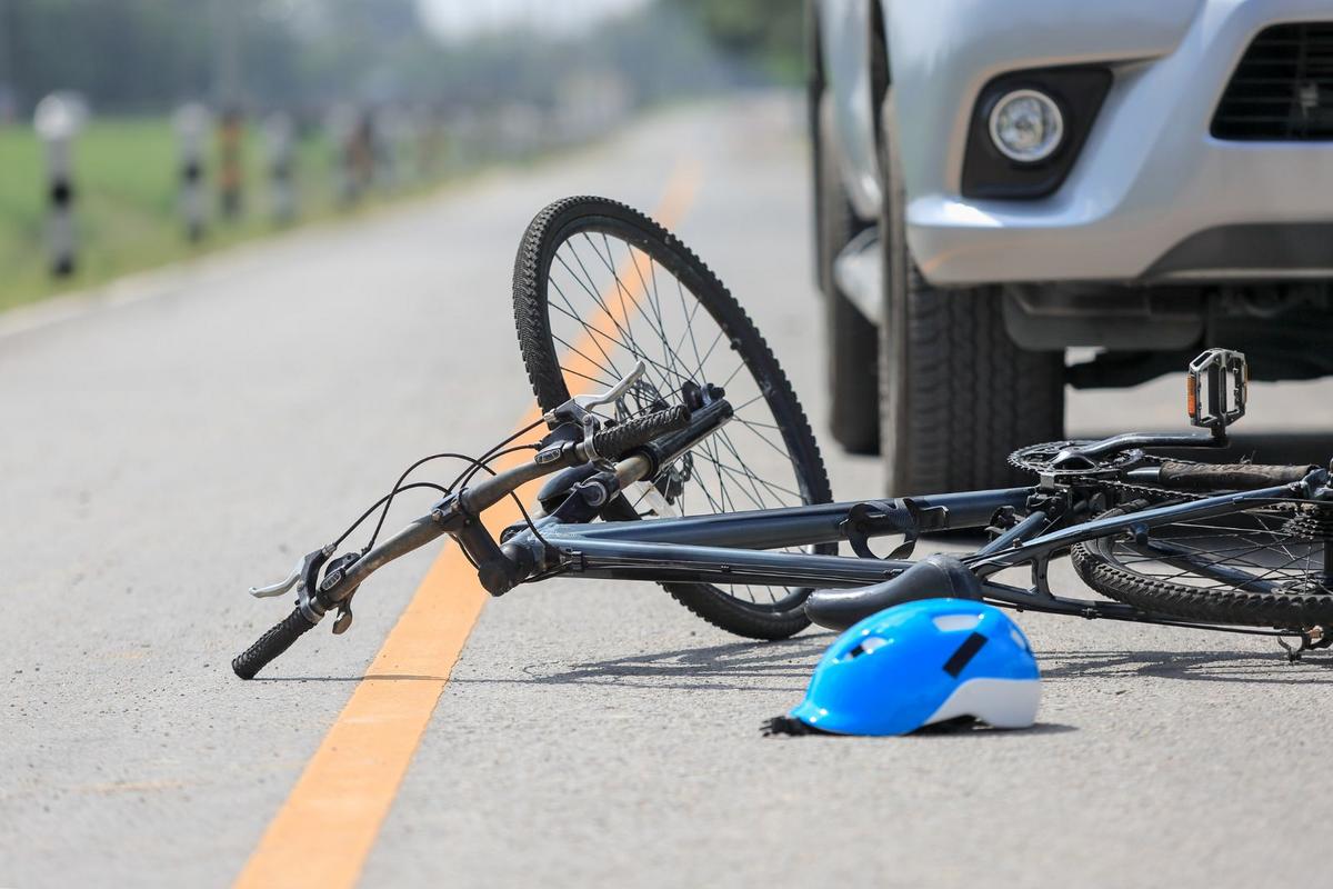 Friday Hit & Run in Maine Leaves Bicyclist Seriously Hurt