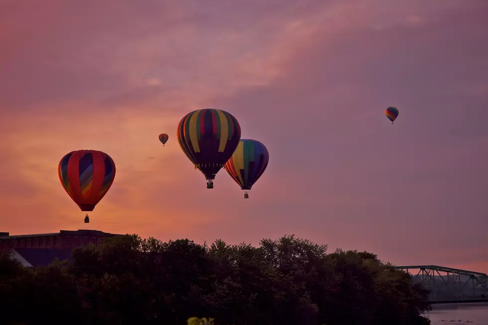 Colorful Hot Air Balloons Are Taking Over The Maine Sky