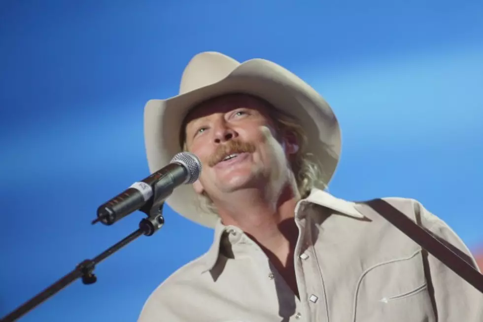 Flashback: Alan Jackson &#8216;Here in the Real World&#8217; 1990 [VIDEO]