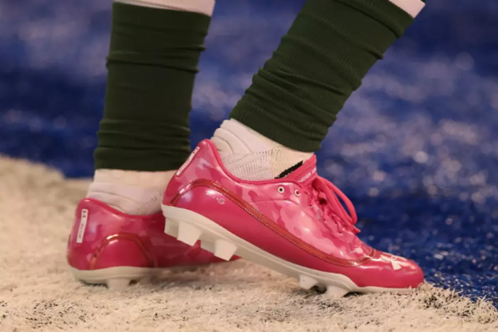 Girl Plays Boys Football as Quarterback&#8211;Makes History [VIDEO]