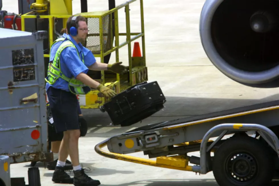 See What Can Happen to Your Luggage [VIDEO]