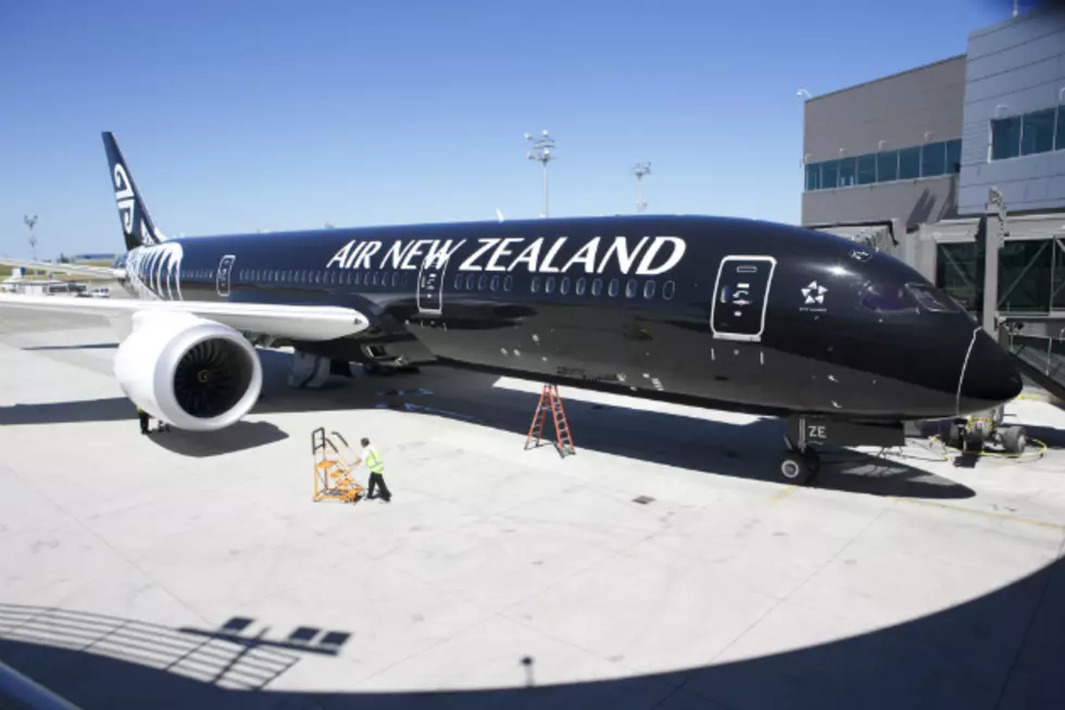 Air New Zealand Hobbit Theme Saftey Video Spectacular [VIDEO]