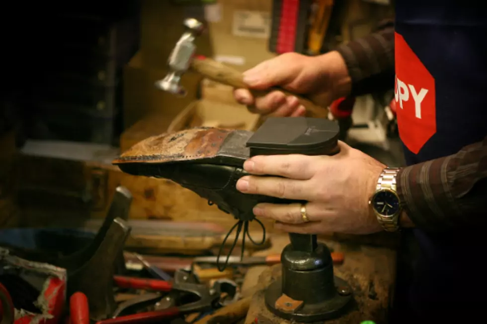 How Cobblers Make Shoe Magic [VIDEO]