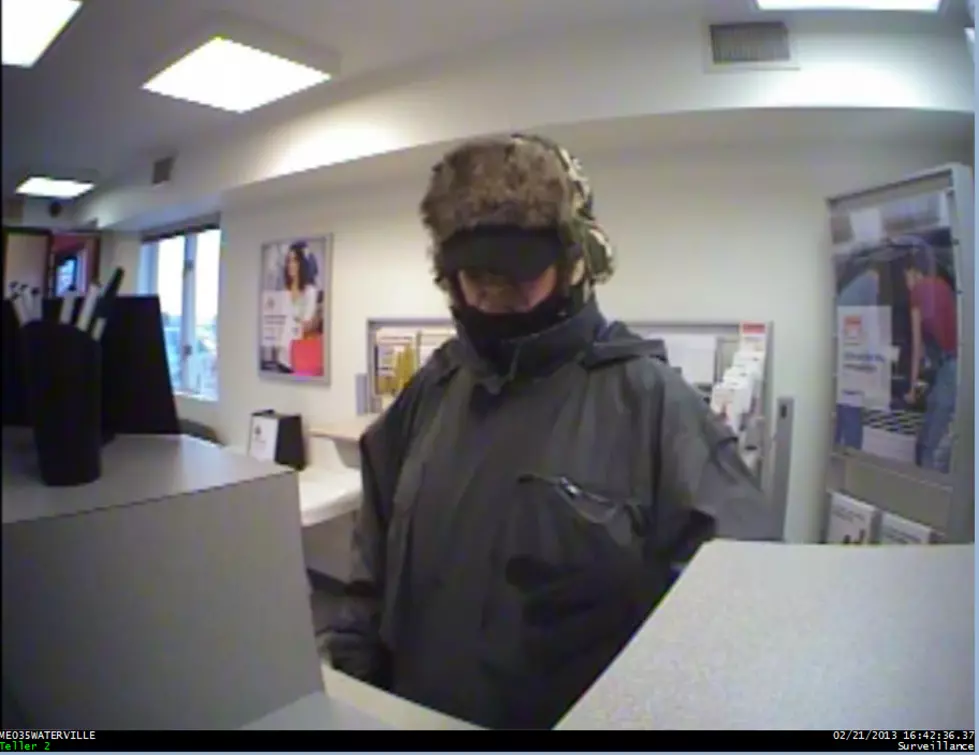 Police Ask For Public’s Help Identifying Suspect in 4 Bank Robberies [PHOTOS]