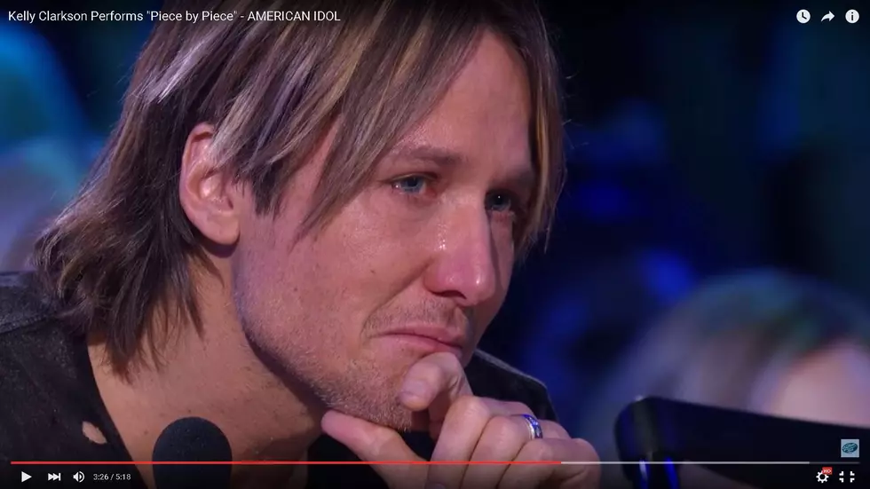 Keith Urban in Tears Over Kelly Clarkson&#8217;s Idol Performance [VIDEO]