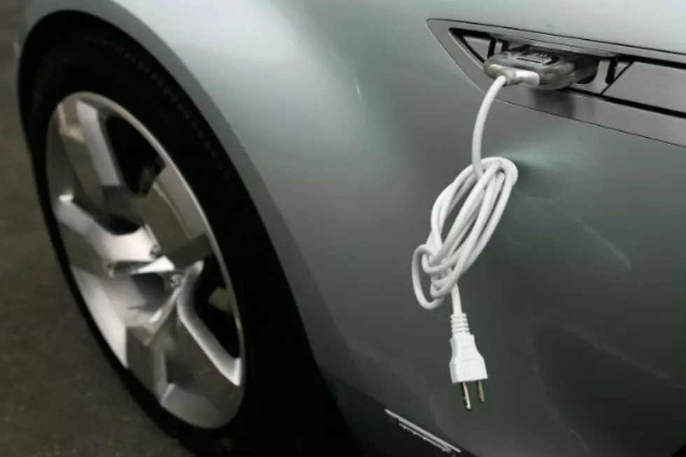 Electric Vehicle Charging Stations Planned Between Quebec and Tourist Destinations in Maine