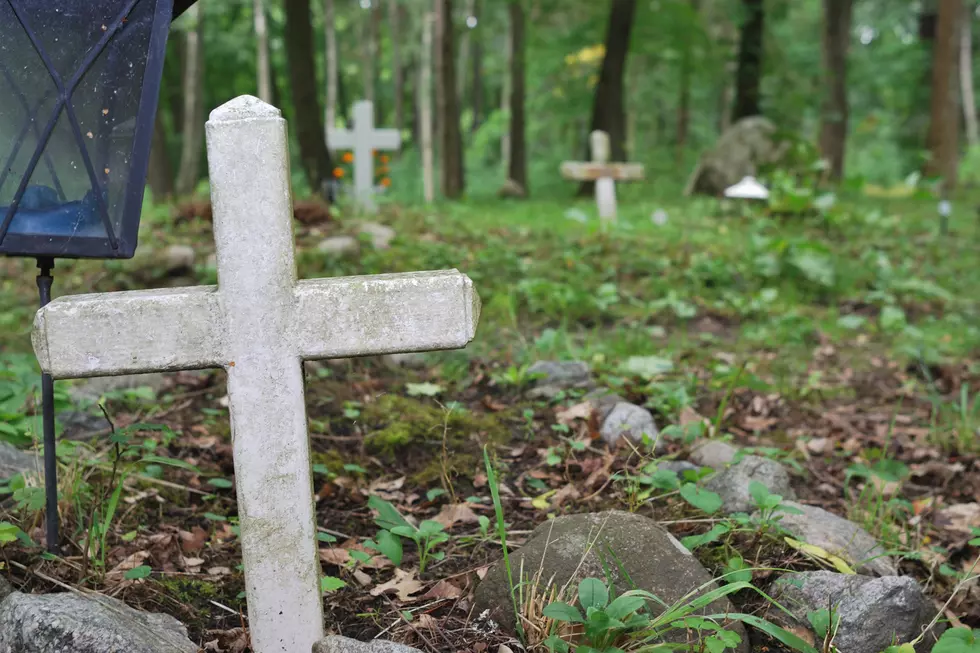 Spooky Photos of Maine Cemeteries on Instagram [PHOTOS]