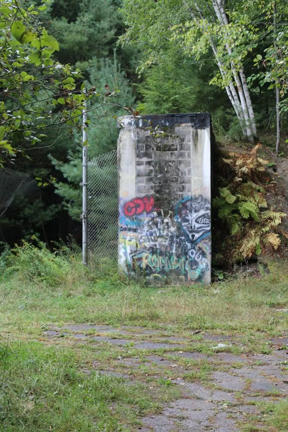 A Look Inside The Abandoned Underground Bunker in Old Town [PHOTOS]