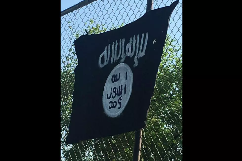 Firefighters Remove Homemade ISIS Flag Found At Pittsfield, N.H., Dam