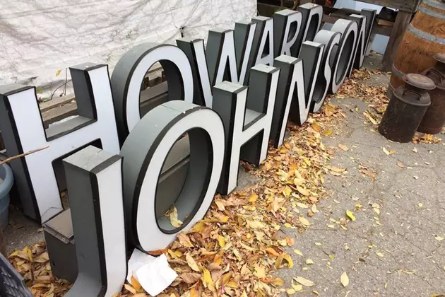 Own A Piece Of Maine Restaurant History With This Bangor Howard Johnson Sign
