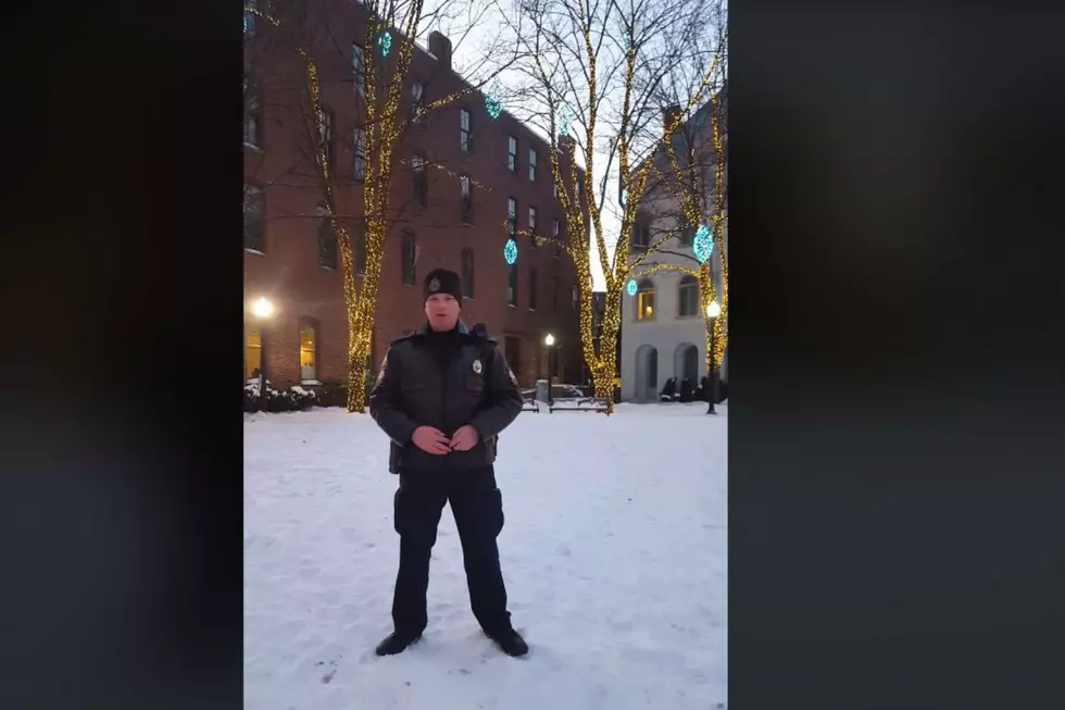 Portland Police Officer&#8217;s Singing Goes Viral [VIDEO]