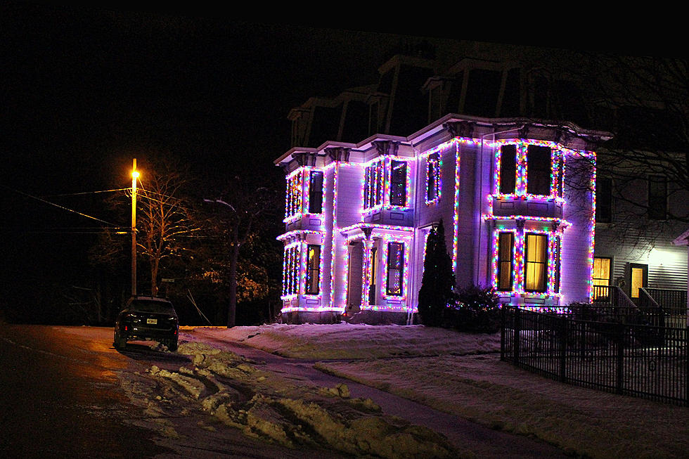 Best Christmas Lights in Bangor
