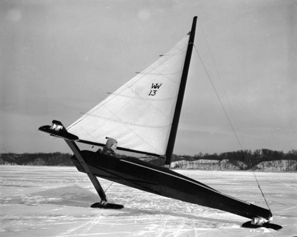 ice sailing hobie cat