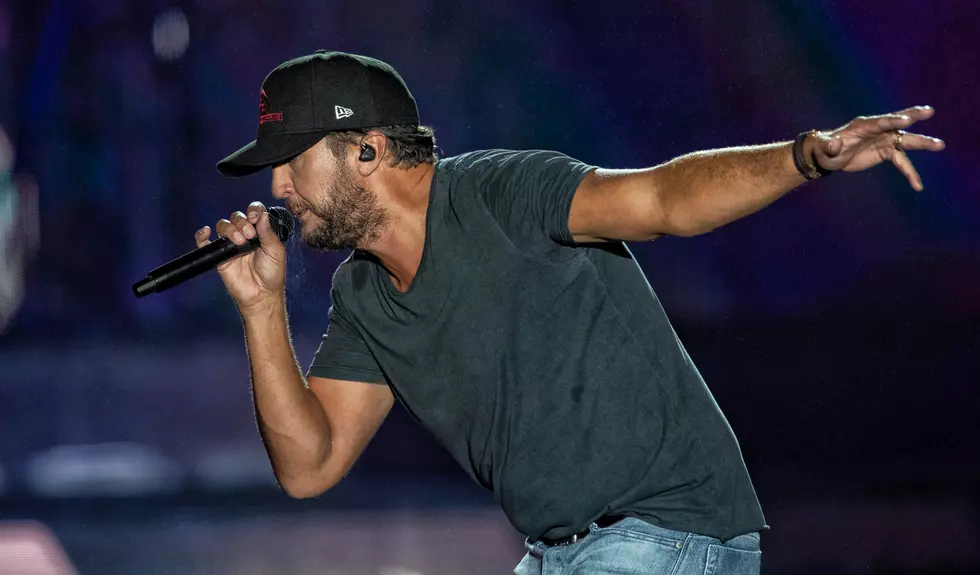 Luke Bryan’s Underwear Commercial + More Country Music News