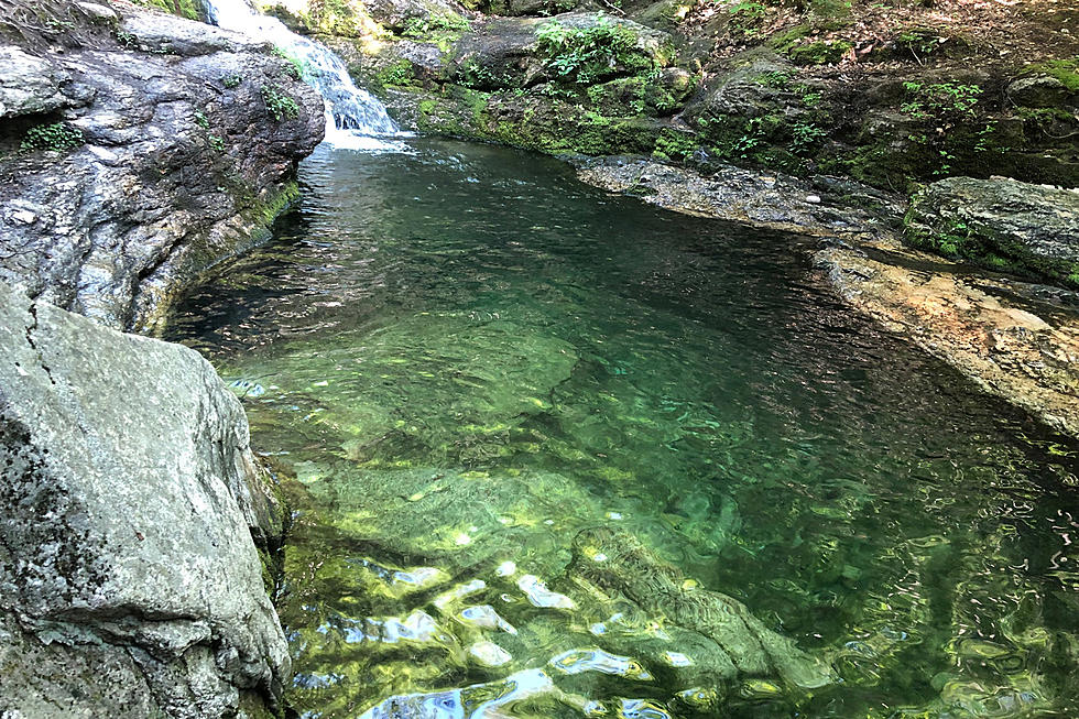 This Easy Maine Hike Features An Emerald Green Swimming Hole