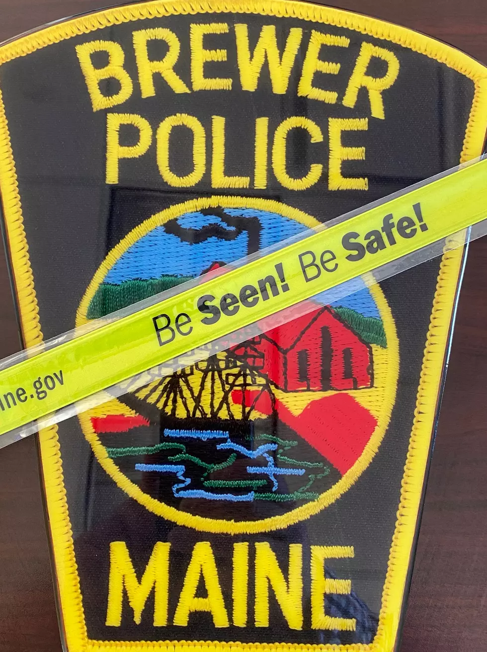 Brewer & Bangor PD Are Giving Out Free Reflective Arm Bands