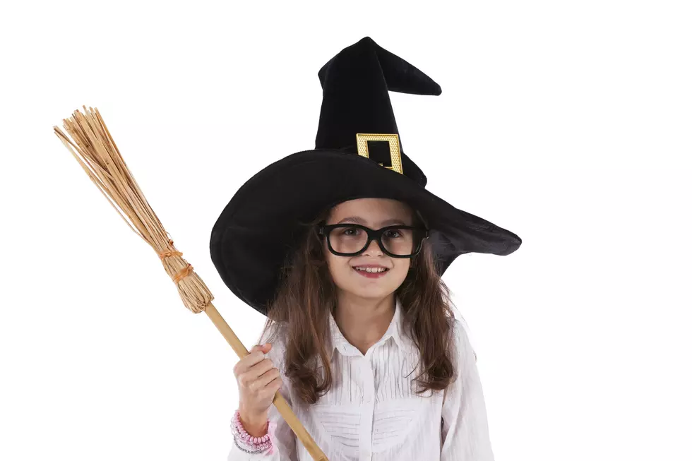Child with halloween hat
