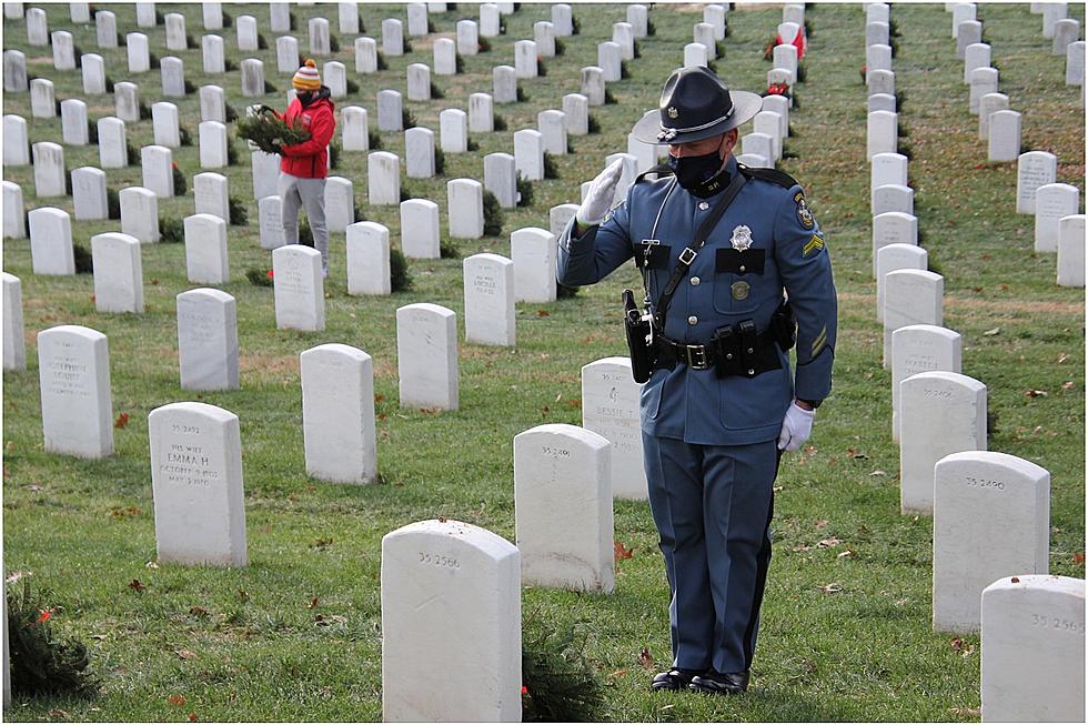 Honoring America&#8217;s Soldiers on Wreaths Across America Day [PICS]