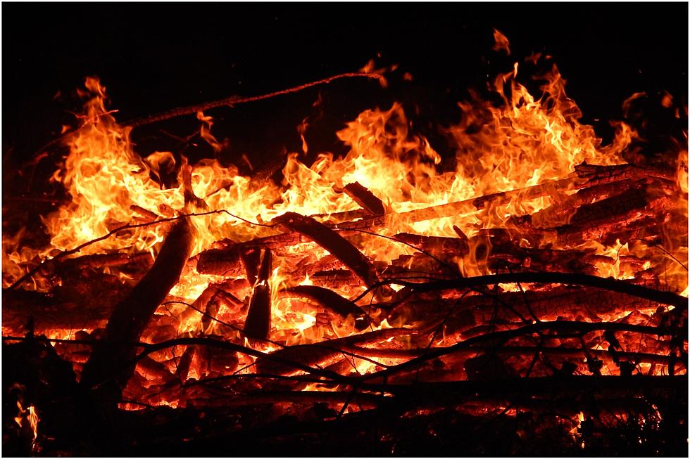 8 Tips to Make Your Yard Debris Open Burn Safe and Successful