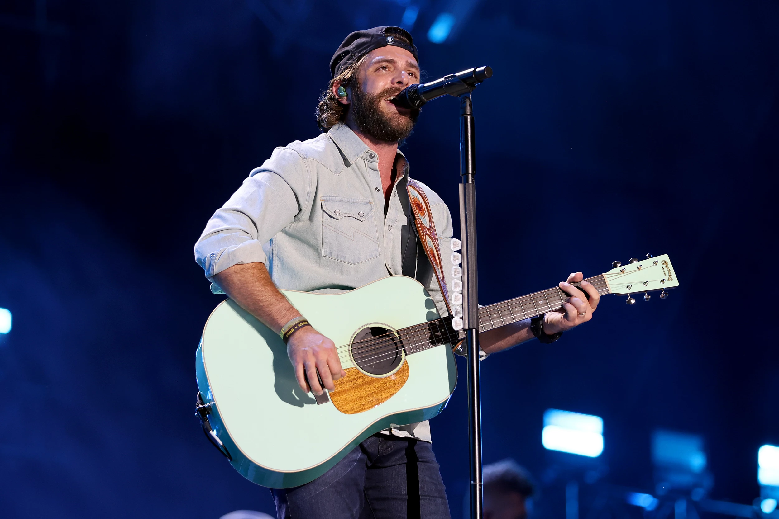 Thomas Rhett: Bring The Bar To You Tour