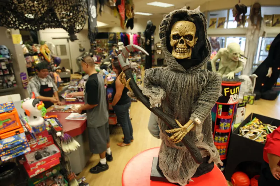 Best Places To Buy Halloween Costumes in Bangor