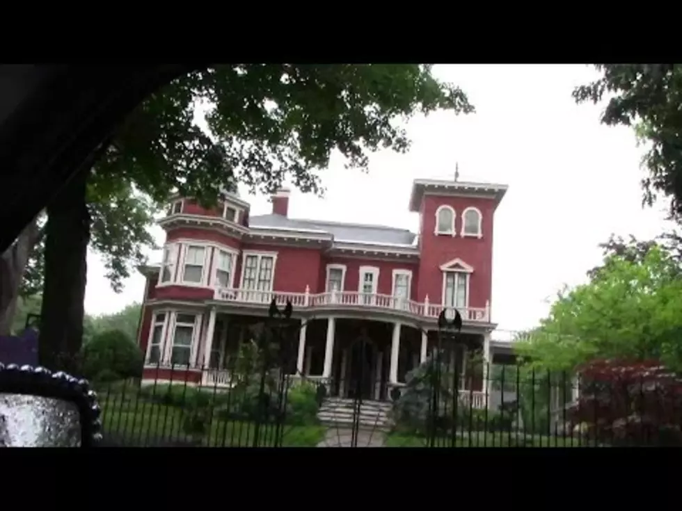 Visiting Stephen King&#8217;s House In Bangor [VIDEO]