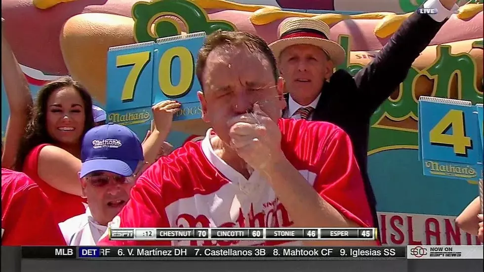 Joey Chestnut Wins Nathan’s Hot Dog Eating Contest [VIDEO]