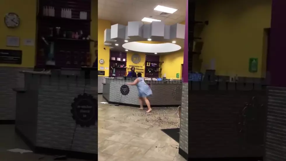 Z Morning Show-Woman Has Planet Fitness Meltdown [VIDEO]