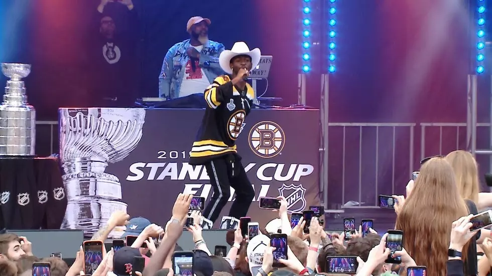 Lil Nas X Performs For Boston Bruins Fans [VIDEO]