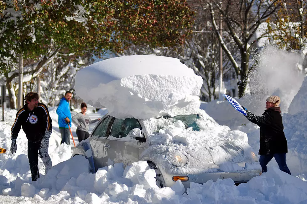Mainers, Here Are 7 Easy Steps To Clean Snow Off Your Car