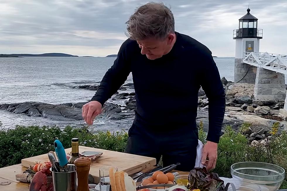 Gordon Ramsay Makes The Perfect Lobster BLT In Maine