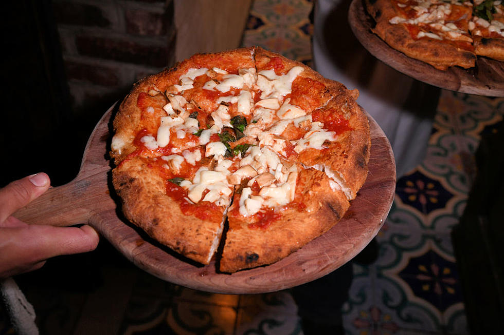 Maine Restaurant Creates Will Smith & Chris Rock Inspired Pizzas