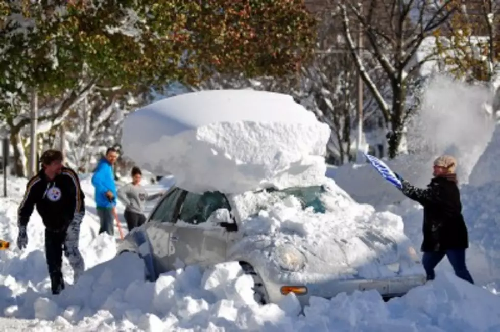 Mainers, Here Are 7 Easy Steps To Clean Snow Off Your Car