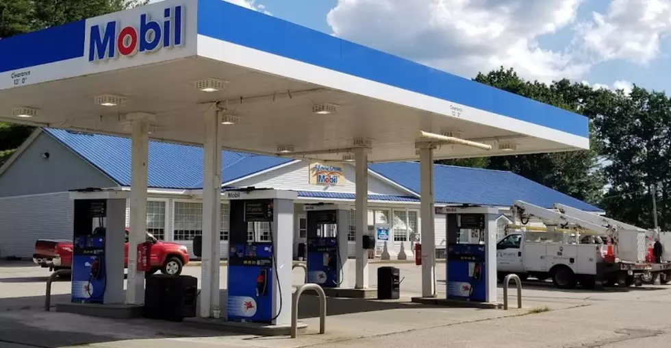 This Is Now The Most Famous Convenience Store In Maine