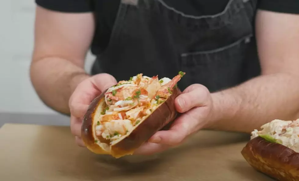 A Chef Gives You ‘The Secret’ To Authentic Maine Lobster Rolls