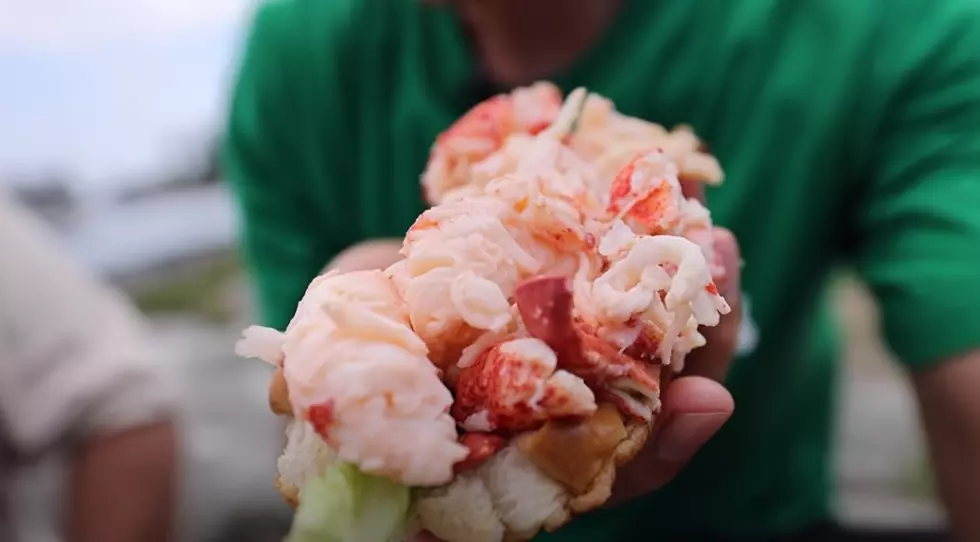 10 Iconic Maine Foods You Should Try This Memorial Day Weekend