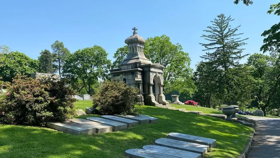 There Are 18 Dates For Summer Mount Hope Cemetery Walking Tours