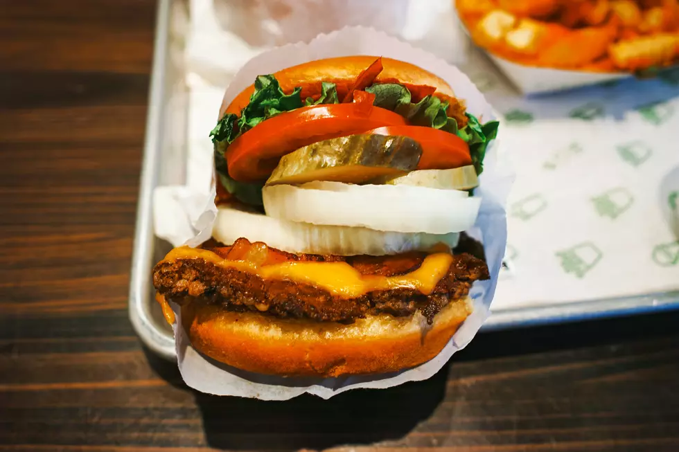 This Popular Burger Chain May Finally Be Coming to Maine
