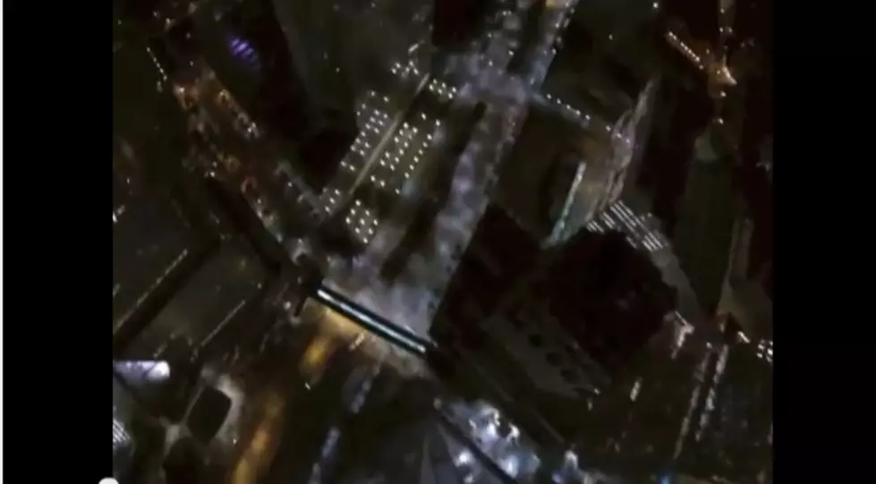 Parachuting From WTC Freedom (Video)