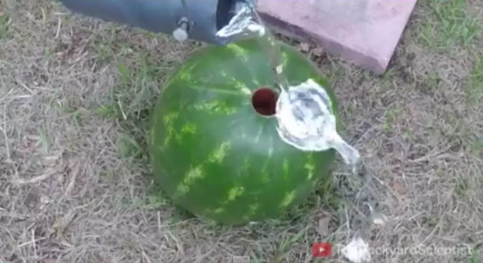 Pouring Molten Aluminum In a Watermelon [VIDEO]