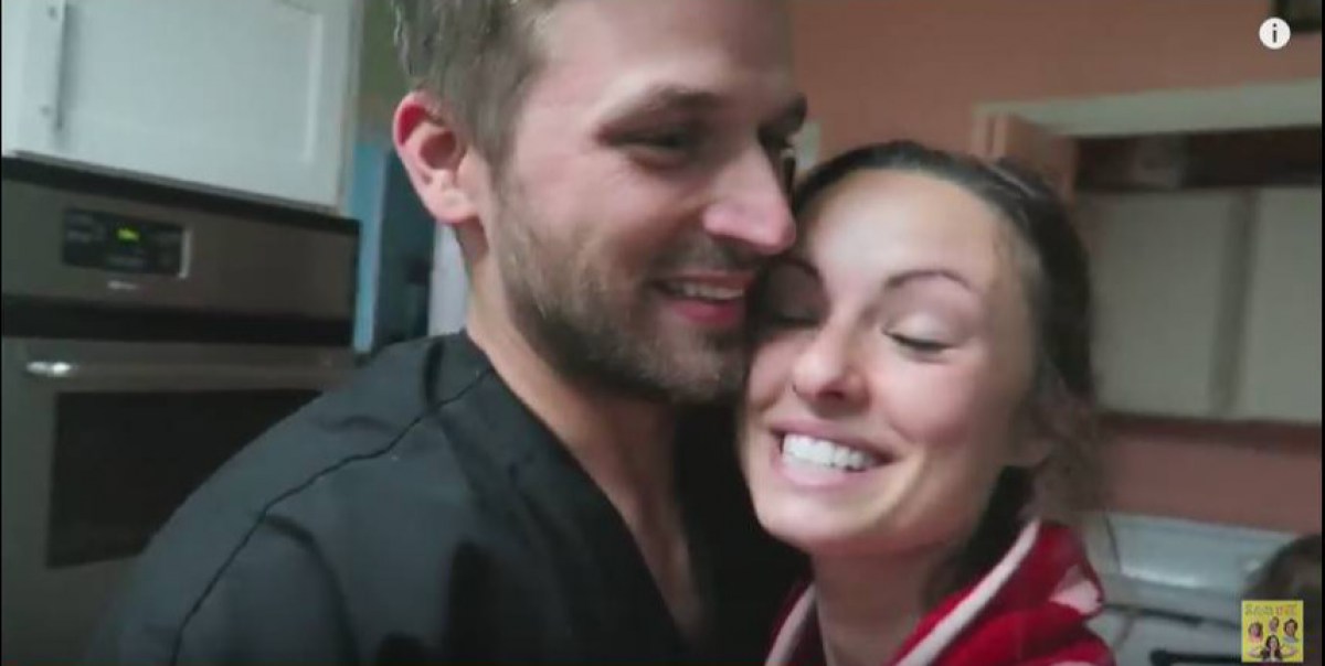 Husband Surprises Wife With Announcement That Shes Pregnant Video 