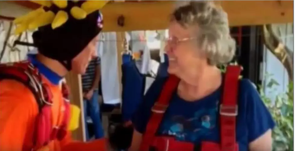 Granny Loses Teeth Skydiving [VIDEO]