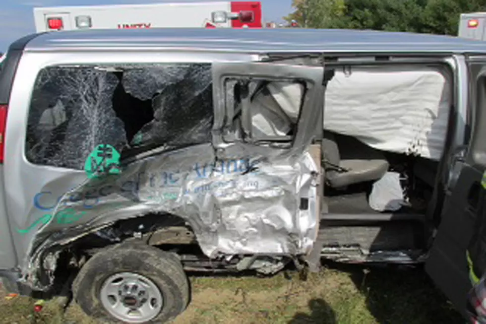 Eight Injured When Vans Collide In Thorndike