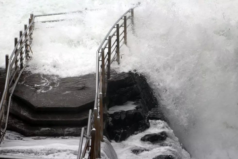 High Seas Pound Acadia&#8217;s Thunder Hole [PHOTOS]