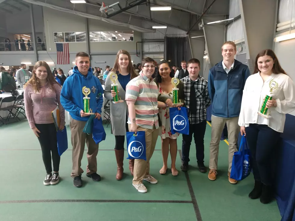 Sumner&#8217;s JMG Students Bring Home Trophies From Thomas College