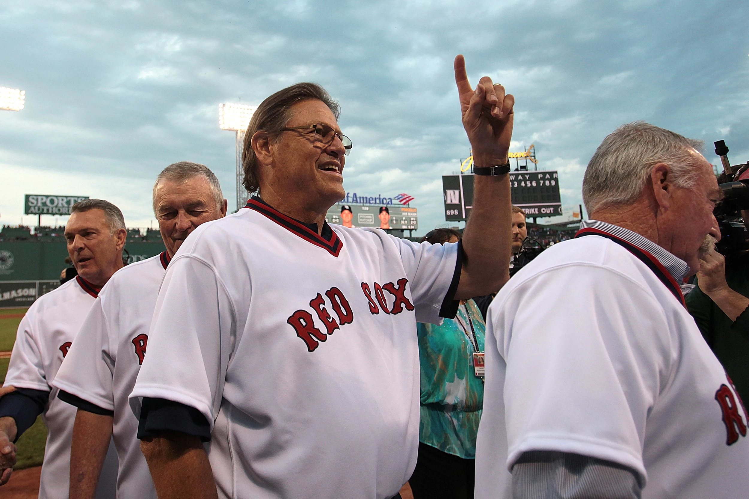 In honor of Carlton Fisk, the Red Sox 1975 throwback uniforms for