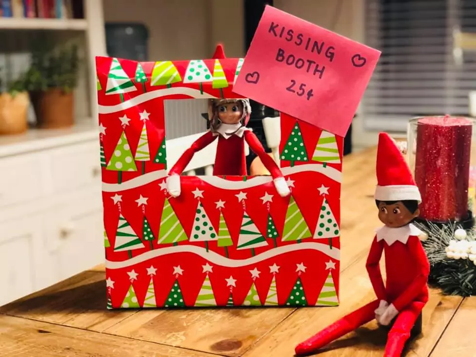 Elf on a Shelf December 17 &#8211; Kiss Day?