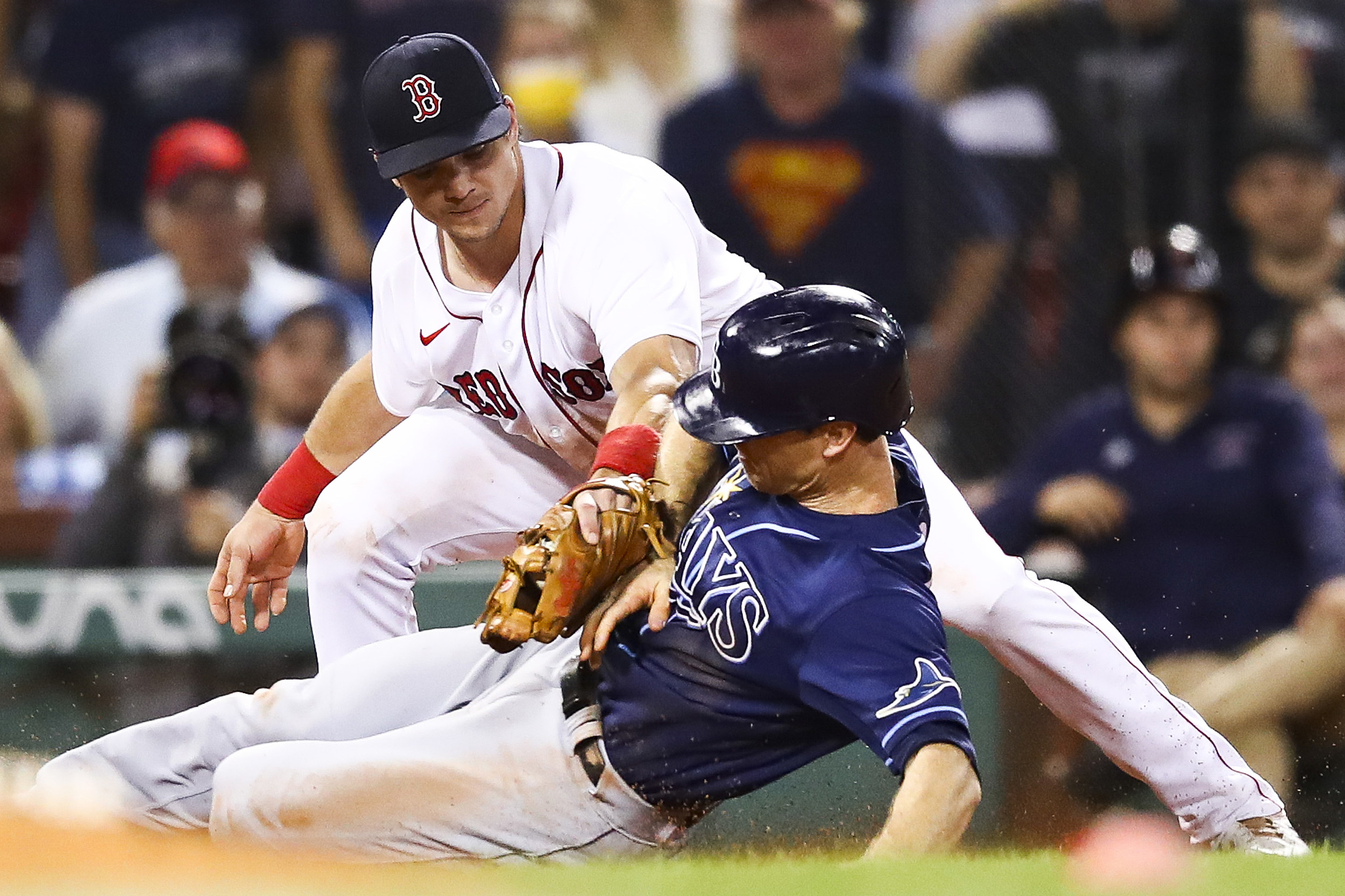 Renfroe, Red Sox edge Rays 2-1 in series finale